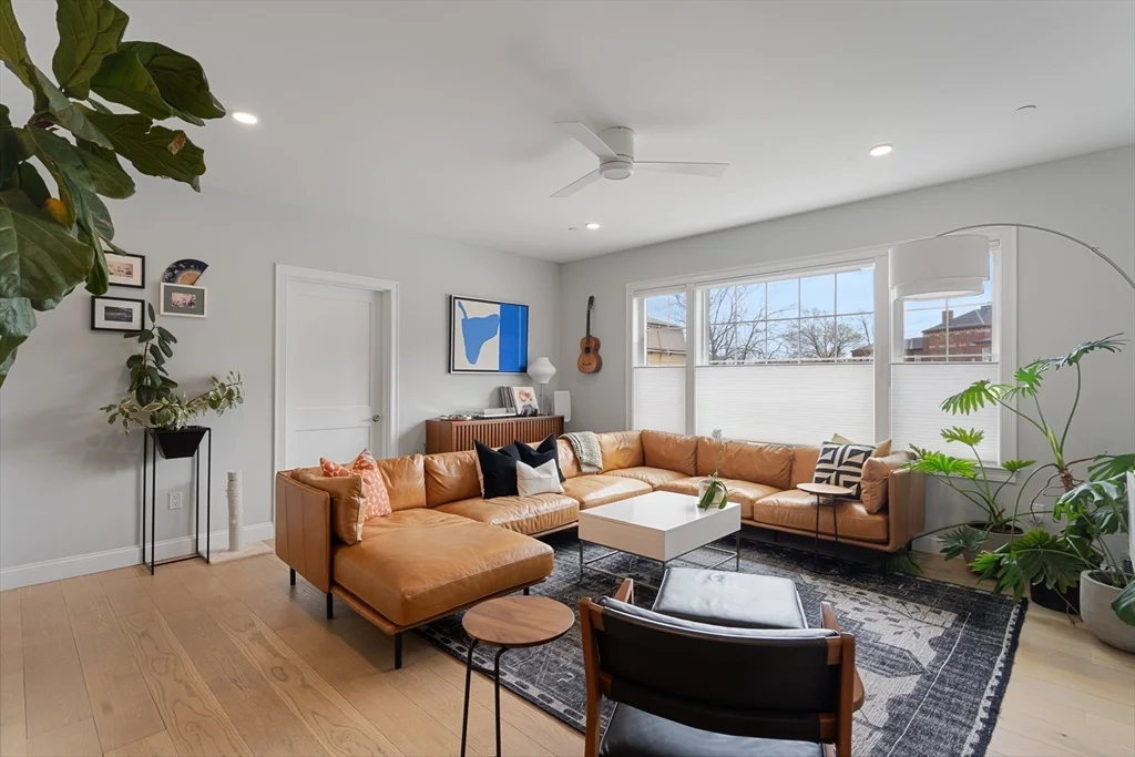 3 bed, 2 bath apartment for rent at 54 Pleasant St Unit 9, Dorchester — photo 1 of 15