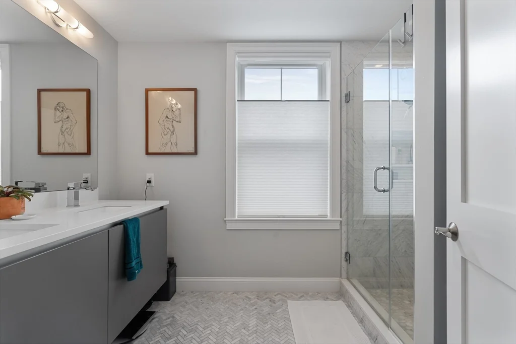 3 bed, 2 bath apartment for rent at 54 Pleasant St Unit 9, Dorchester — photo 12 of 15