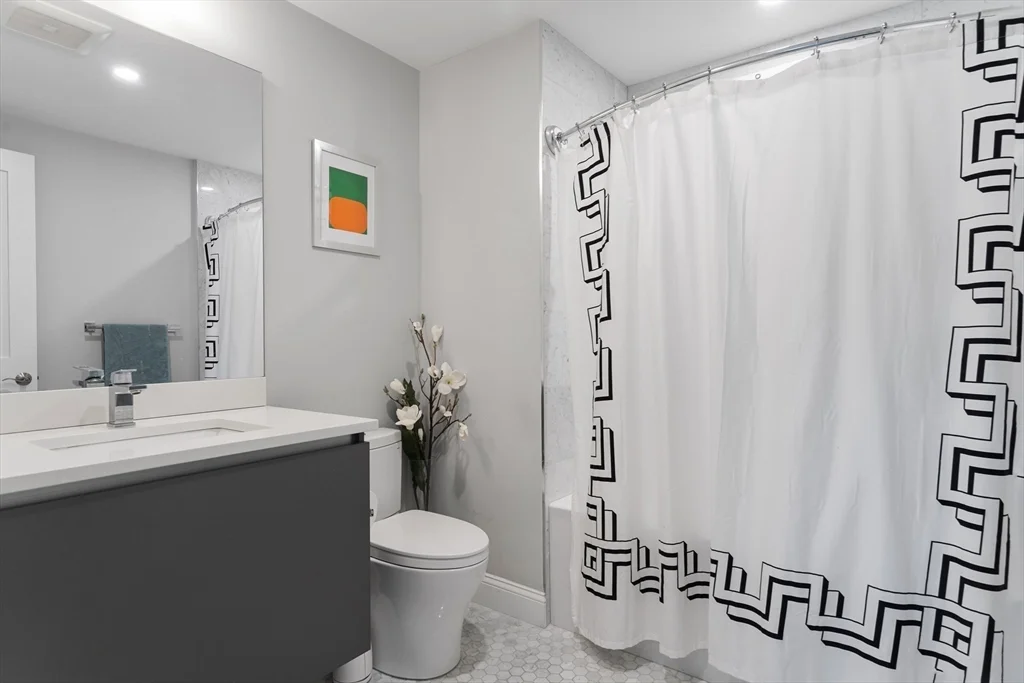 3 bed, 2 bath apartment for rent at 54 Pleasant St Unit 9, Dorchester — photo 6 of 15
