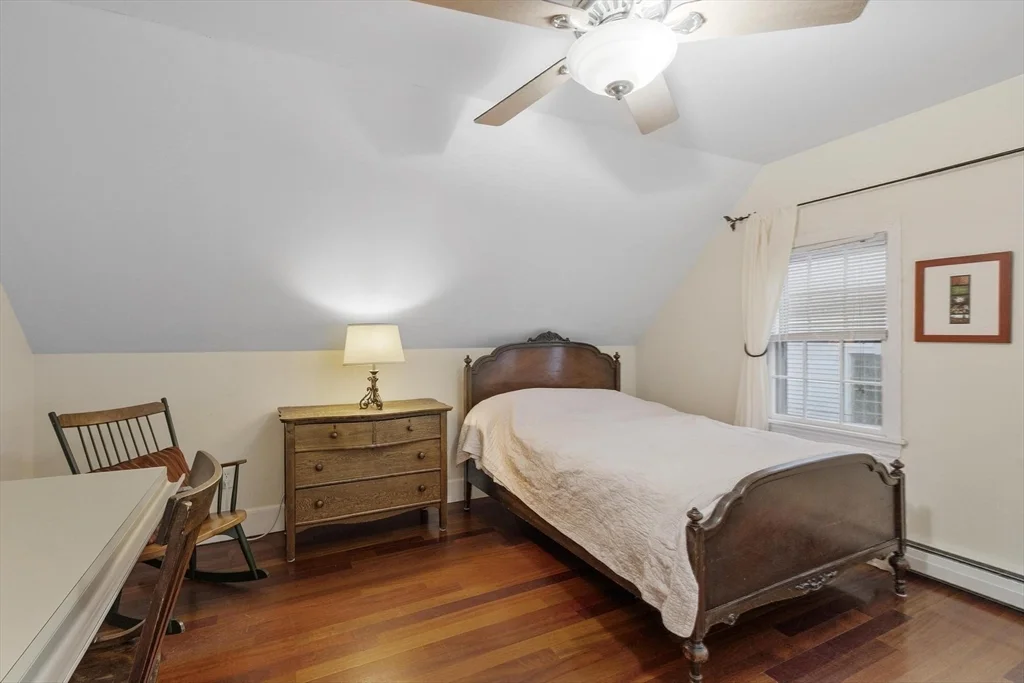 2 bed, 1 bath apartment for rent at 54-R Broadway Unit 3, Rockport — photo 24 of 32