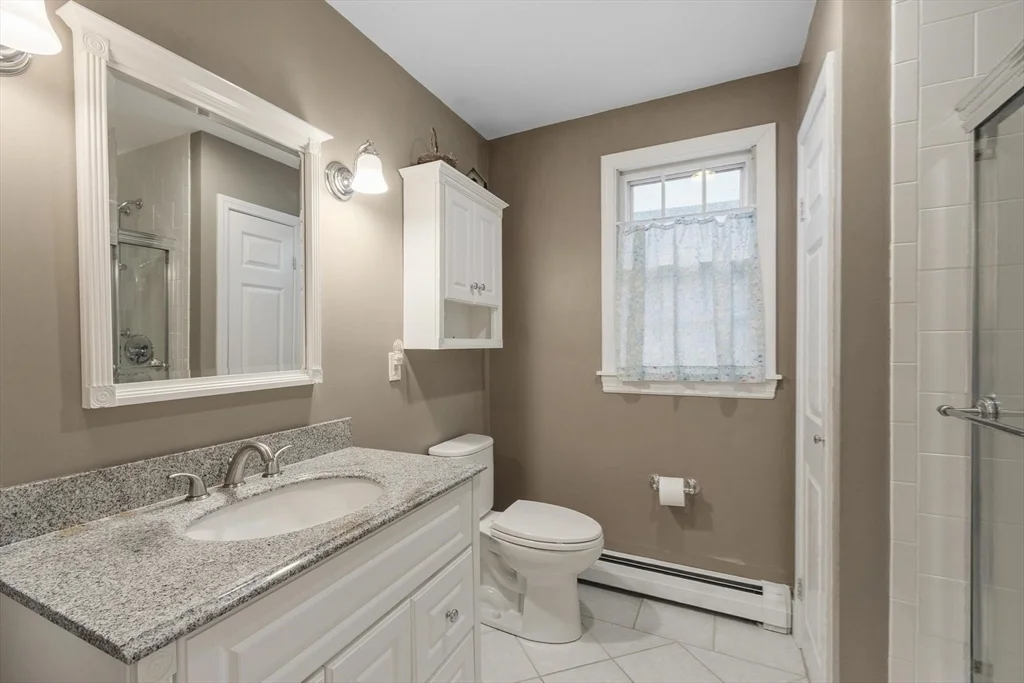 2 bed, 1 bath apartment for rent at 54-R Broadway Unit 3, Rockport — photo 22 of 32
