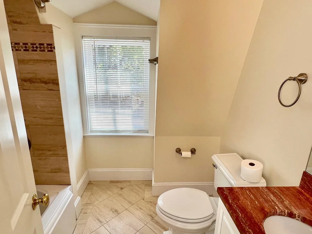 4 bed, 3 bath apartment for rent at 54 Reed St Unit 54, Cambridge — photo 9 of 12