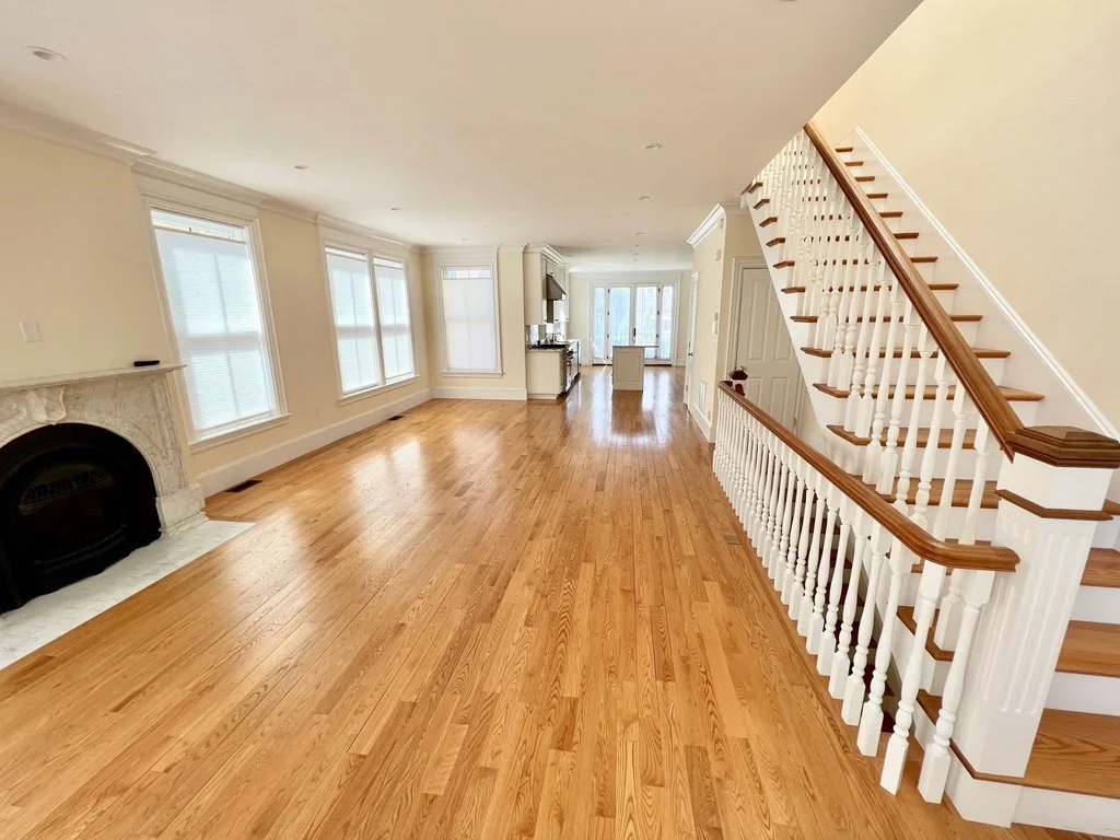 4 bed, 3 bath apartment for rent at 54 Reed St Unit 54, Cambridge — photo 4 of 12