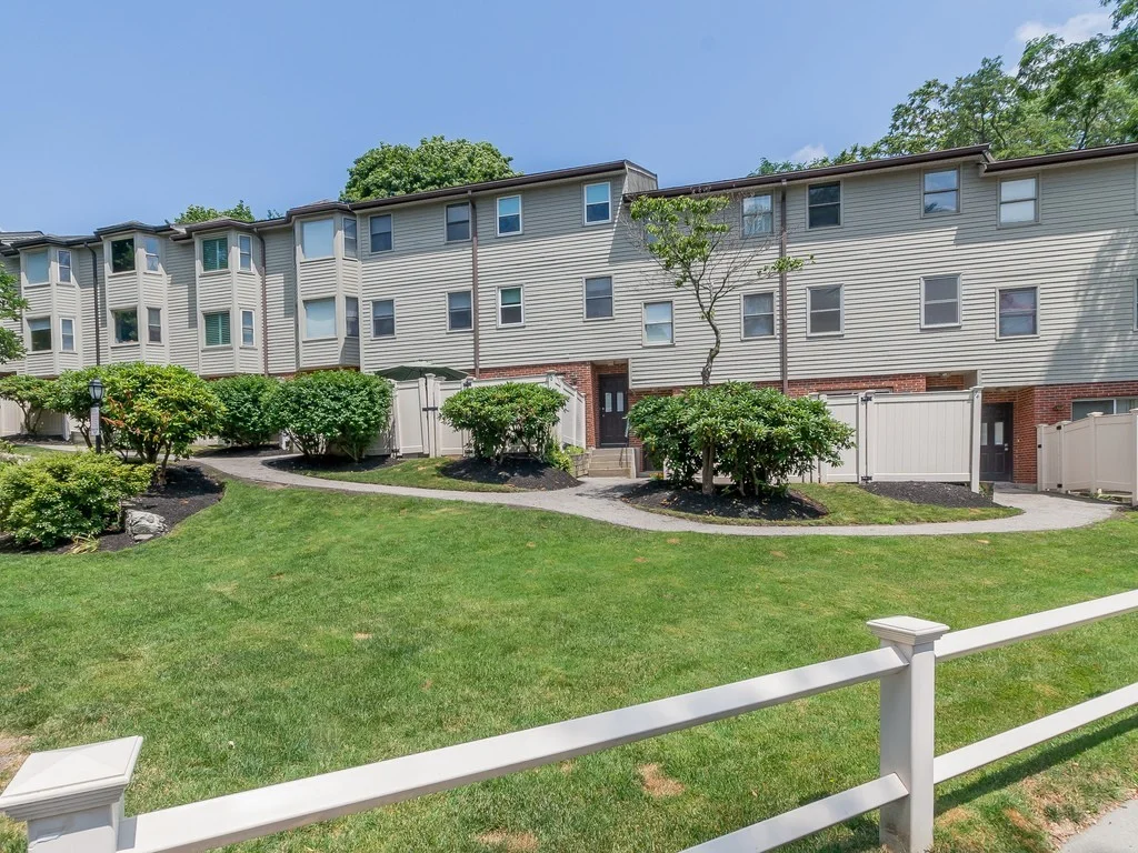 3 bed, 2 bath apartment for rent at 54 Regent Circle, Brookline — photo 1 of 21