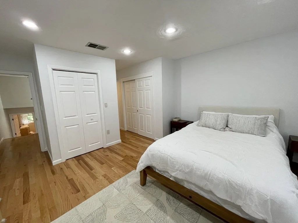 3 bed, 2 bath apartment for rent at 54 Regent Circle, Brookline — photo 9 of 21
