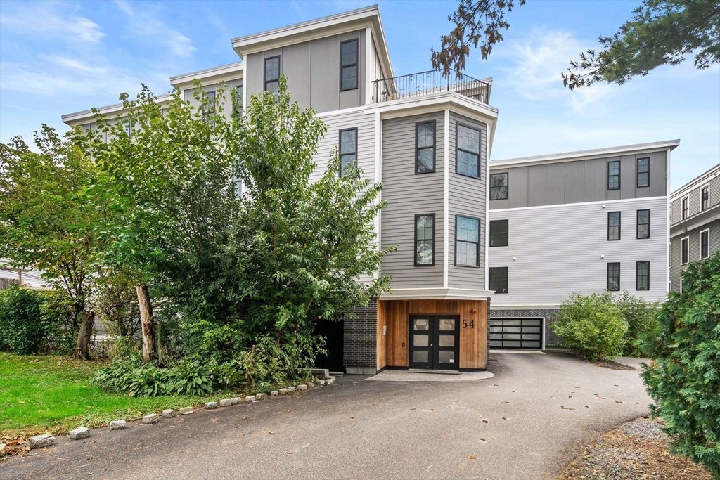 2 bed, 2 bath apartment for rent at 54 River St Unit 10, Dorchester