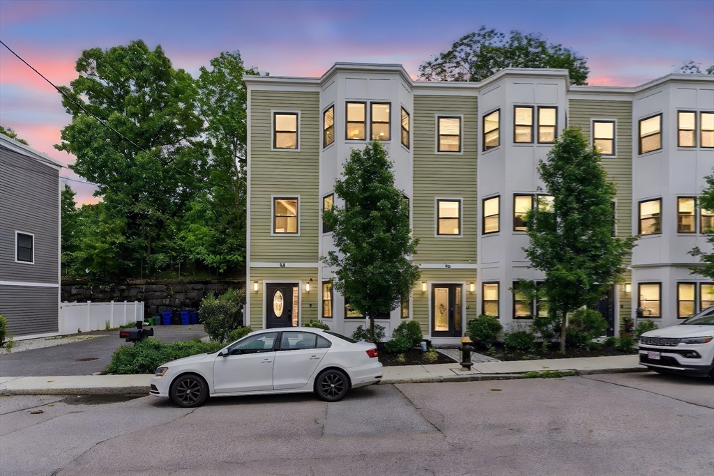 3 bed, 2 bath apartment for rent at 54 Robey Unit 54, Roxbury — photo 30 of 42