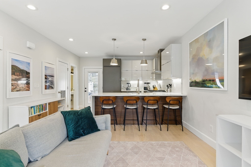 3 bed, 2 bath apartment for rent at 54 Robey Unit 54, Roxbury — photo 5 of 42