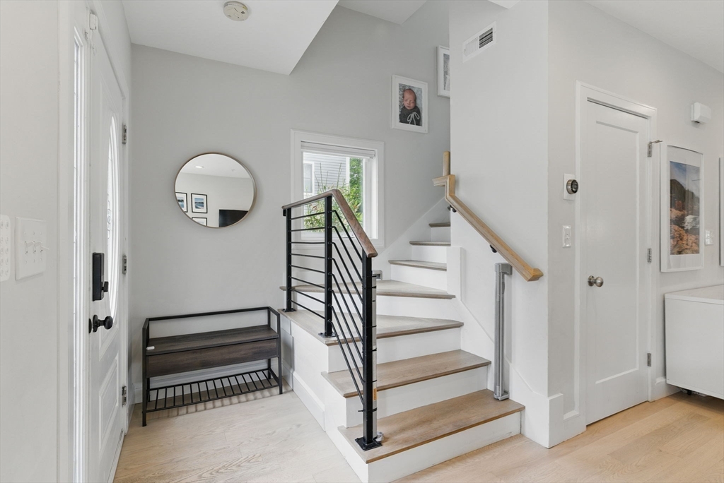 3 bed, 2 bath apartment for rent at 54 Robey Unit 54, Roxbury — photo 9 of 42