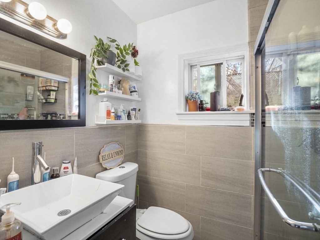 2 bed, 1 bath apartment for rent at 54 Rockaway Pl Unit 2, Lynn — photo 9 of 9