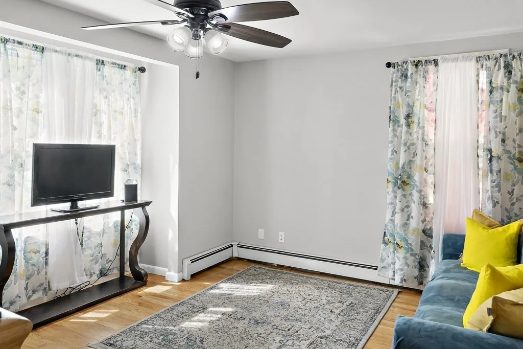 2 bed, 1 bath apartment for rent at 54 Rockvale Circle Unit 54, Jamaica Plain — photo 8 of 20