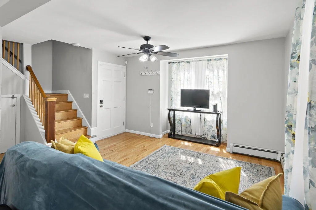 2 bed, 1 bath apartment for rent at 54 Rockvale Circle Unit 54, Jamaica Plain — photo 9 of 20