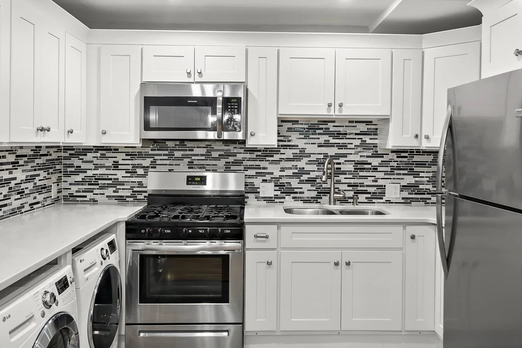 2 bed, 1 bath apartment for rent at 54 Rockvale Circle Unit 54, Jamaica Plain — photo 2 of 20