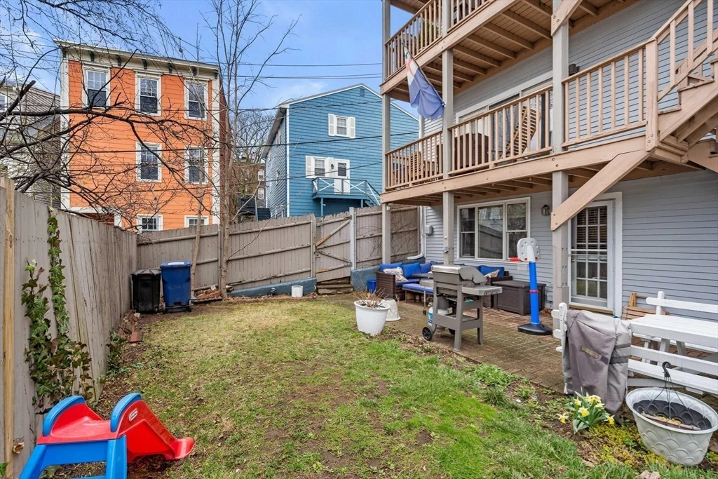 2 bed, 2.5 bath apartment for rent at 54 Russell St Unit 1B, Charlestown — photo 17 of 19