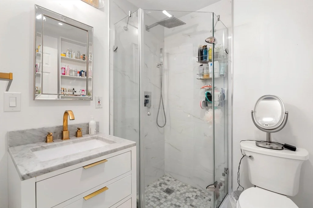 2 bed, 2.5 bath apartment for rent at 54 Russell St Unit 1B, Charlestown — photo 12 of 19