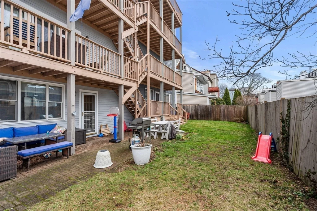 2 bed, 2.5 bath apartment for rent at 54 Russell St Unit 1B, Charlestown — photo 16 of 19