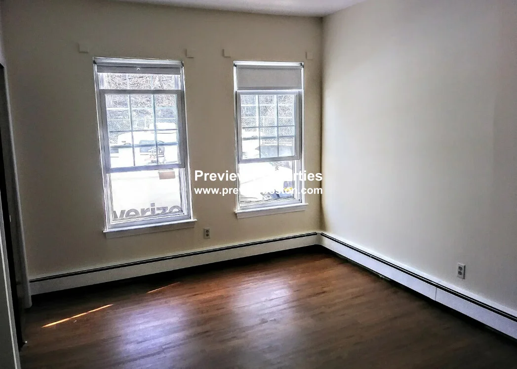 1 bed, 1 bath apartment for rent at 54 South Huntington Ave Unit 2P, Jamaica Plain