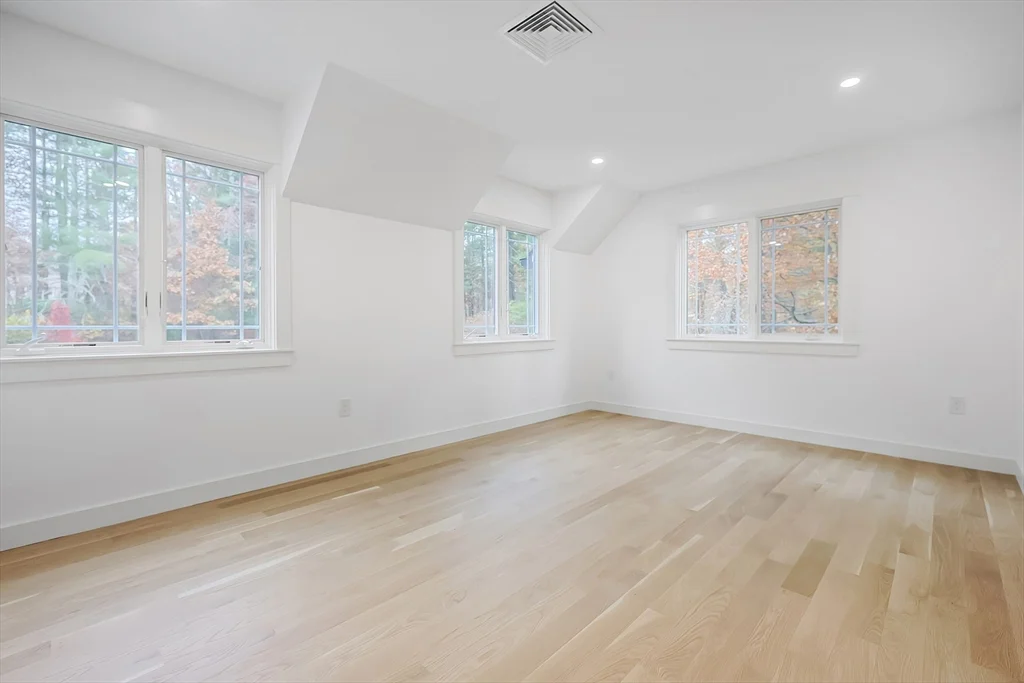 4 bed, 2 bath apartment for rent at 54 Spywood Rd, Sherborn — photo 35 of 41