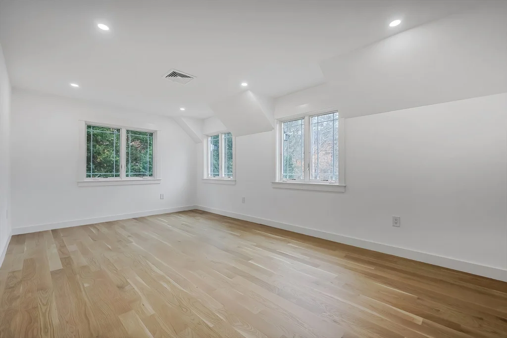 4 bed, 2 bath apartment for rent at 54 Spywood Rd, Sherborn — photo 36 of 41