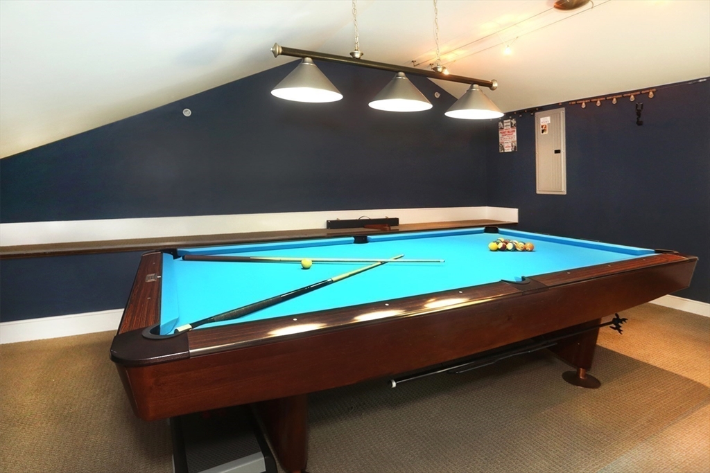 3 bed, 2 bath apartment for rent at 54 State Unit 3, Newburyport — photo 15 of 32
