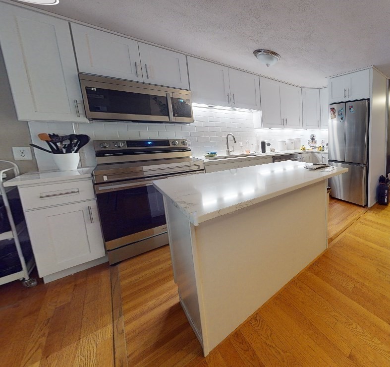 1 bed, 1 bath apartment for rent at 54 Temple Unit 1, Beacon Hill — photo 5 of 10