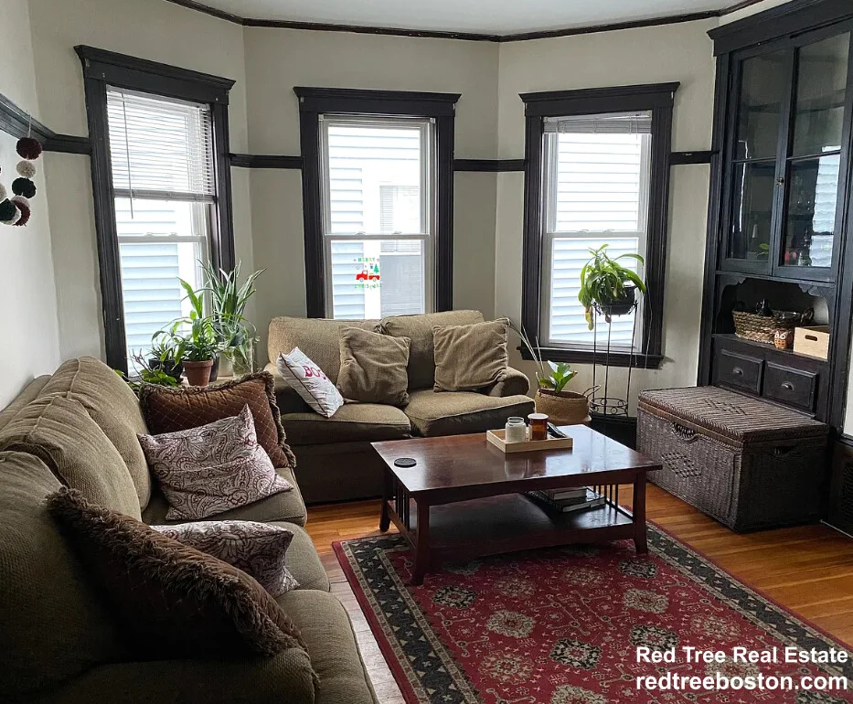 3 bed, 1 bath apartment for rent at 54 Tremont St Unit 2, Oak Square — photo 6 of 6
