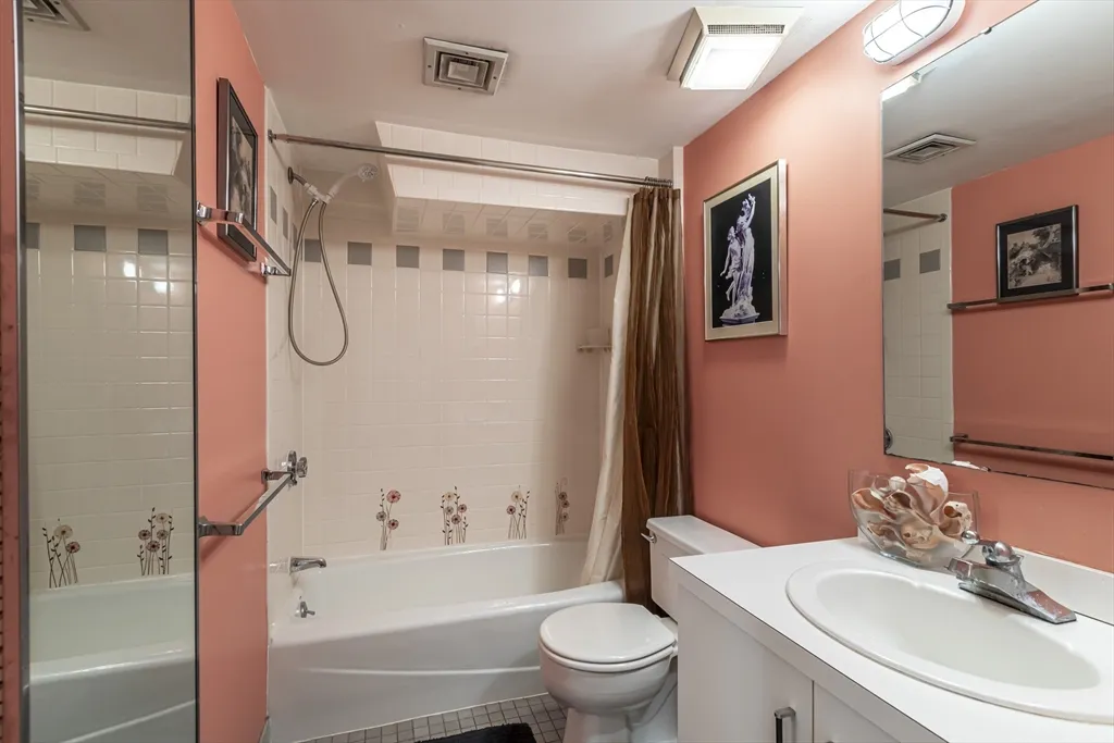 3 bed, 3 bath apartment for rent at 54 Trowbridge St Unit G, Mid-Cambridge — photo 38 of 38