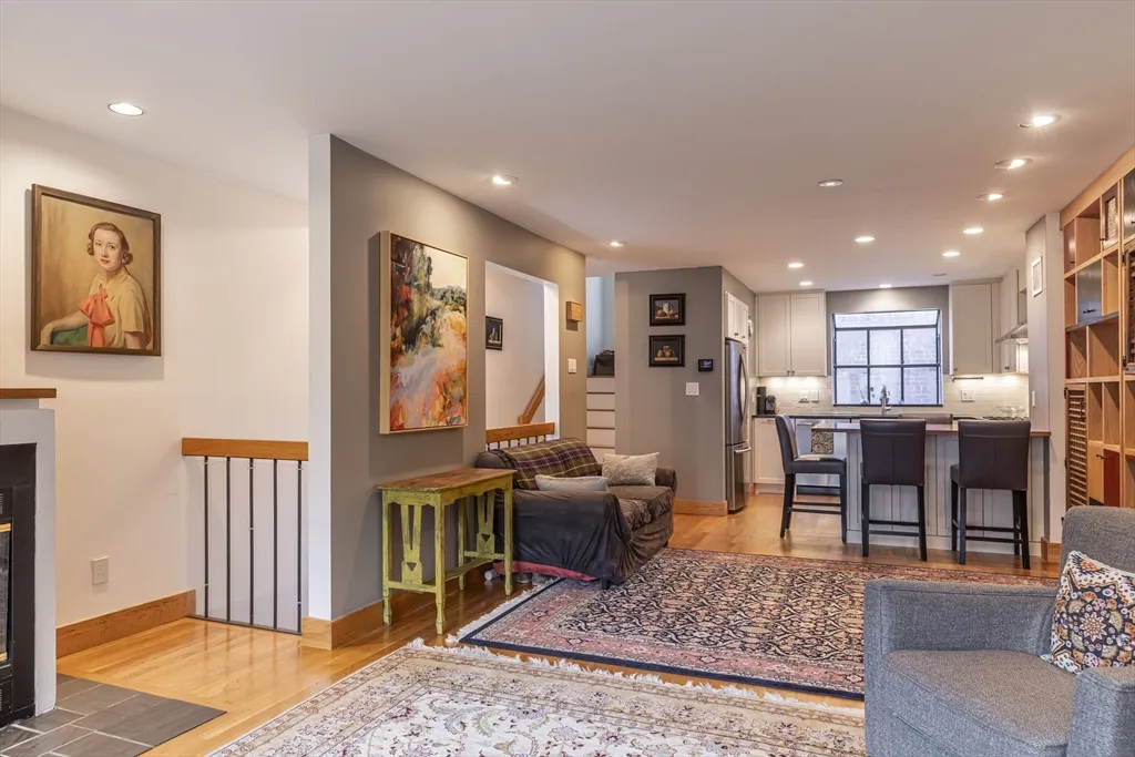 3 bed, 3 bath apartment for rent at 54 Trowbridge St Unit G, Mid-Cambridge — photo 6 of 38