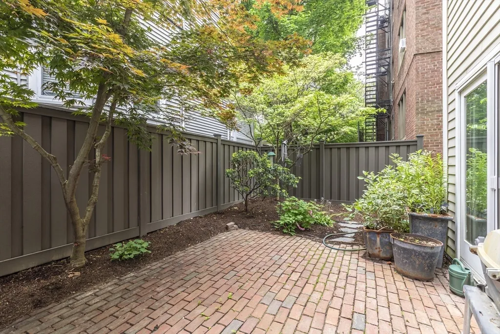 3 bed, 3 bath apartment for rent at 54 Trowbridge St Unit G, Mid-Cambridge — photo 15 of 38
