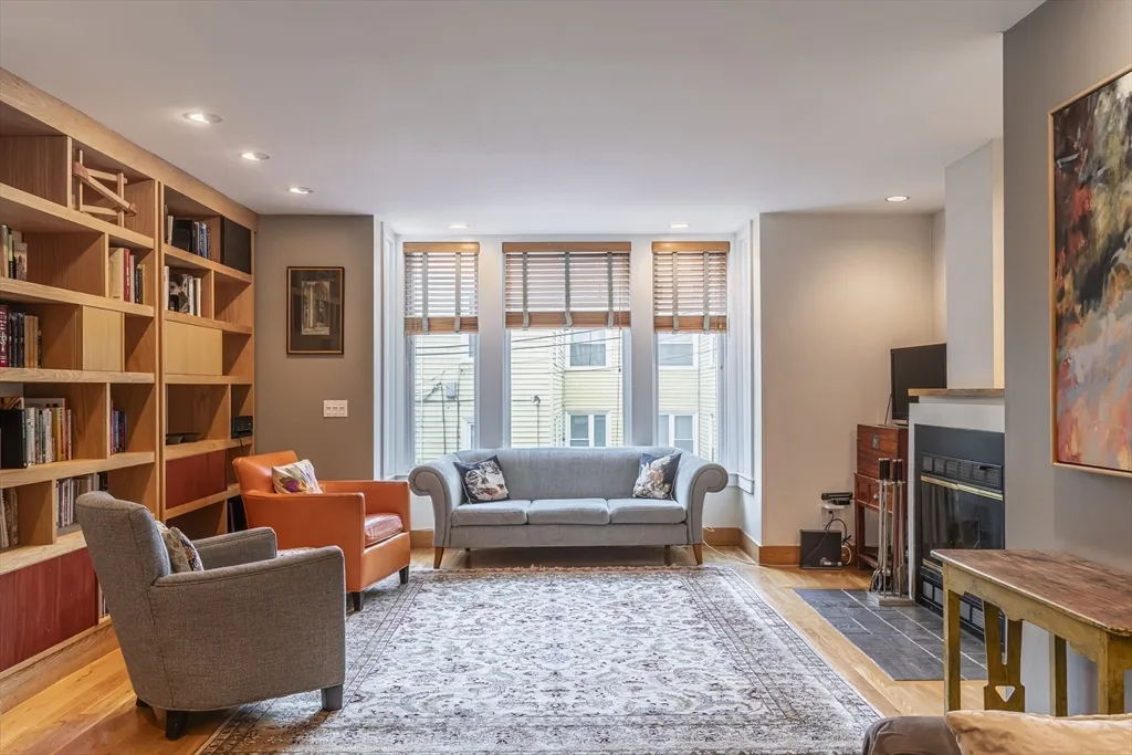 3 bed, 3 bath apartment for rent at 54 Trowbridge St Unit G, Mid-Cambridge — photo 2 of 38