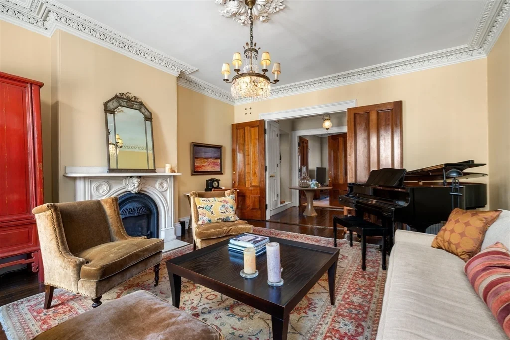 4 bed, 3 bath apartment for rent at 54 Union Park, South End — photo 13 of 35