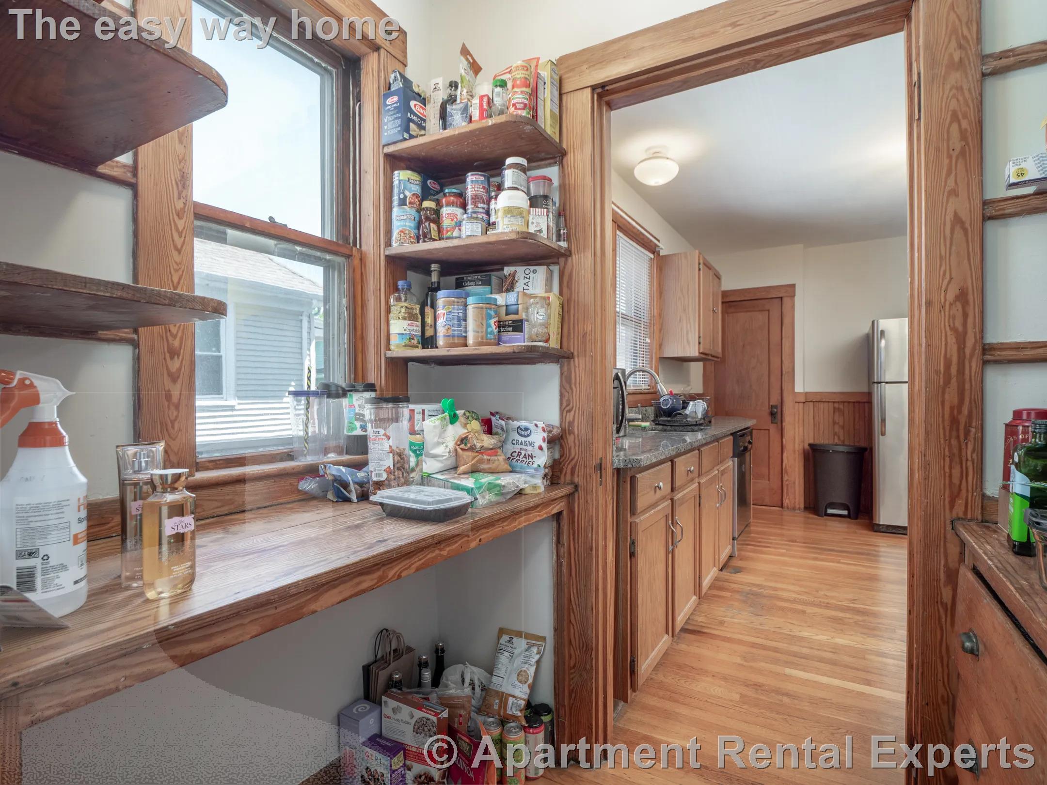 3 bed, 1 bath apartment for rent at 54 Upland Rd, Tufts — photo 5 of 22