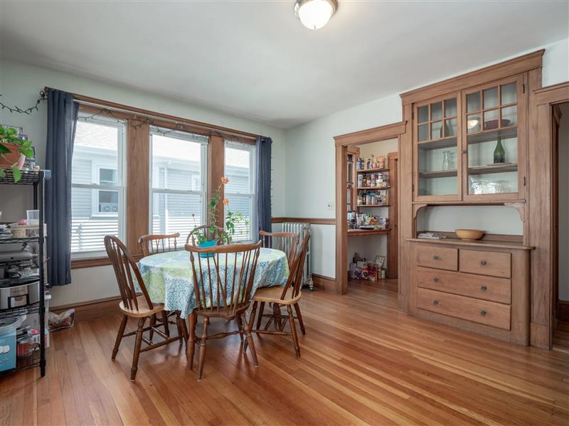 3 bed, 1 bath apartment for rent at 54 Upland Rd Unit 1, West Somerville — photo 6 of 22
