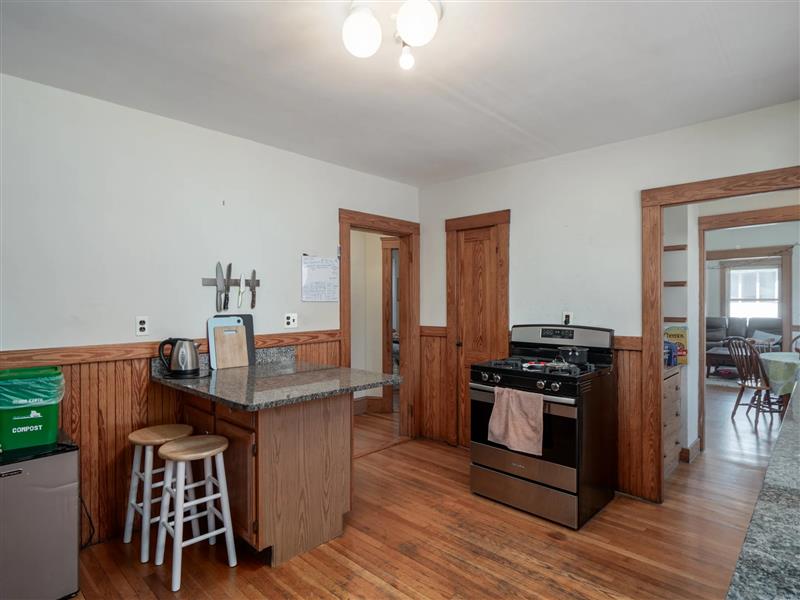 3 bed, 1 bath apartment for rent at 54 Upland Rd Unit 1, West Somerville — photo 2 of 22