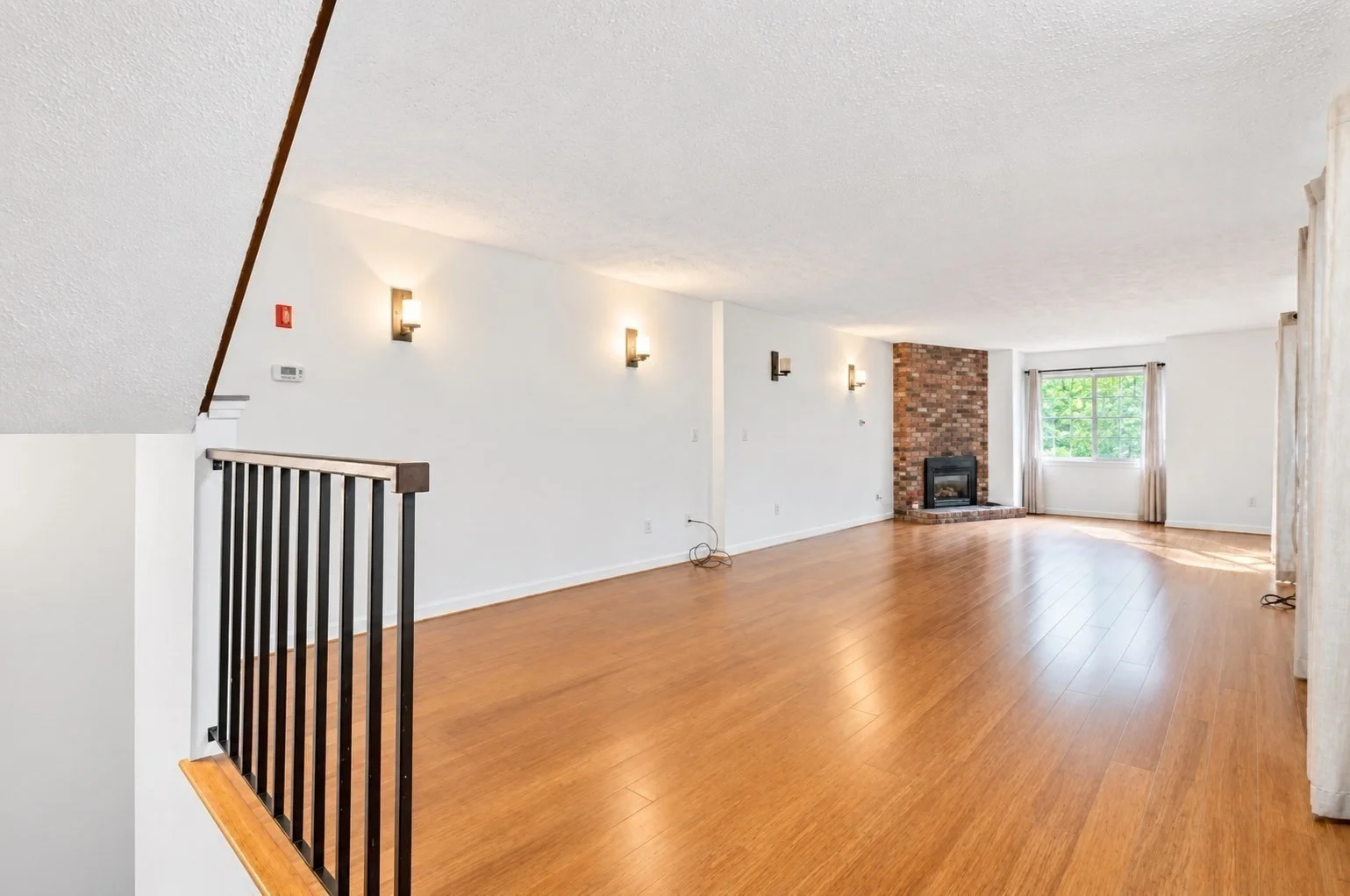 2 bed, 2 bath apartment for rent at 54 Voyagers Ln Unit 54, Ashland — photo 7 of 23