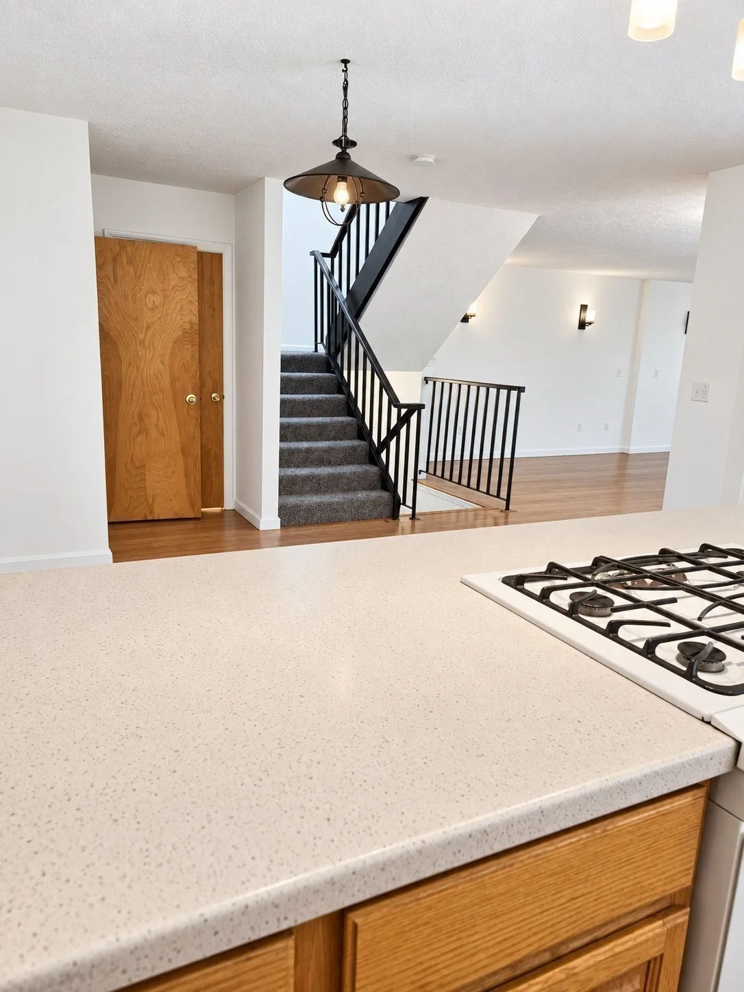 2 bed, 2 bath apartment for rent at 54 Voyagers Ln Unit 54, Ashland — photo 5 of 23