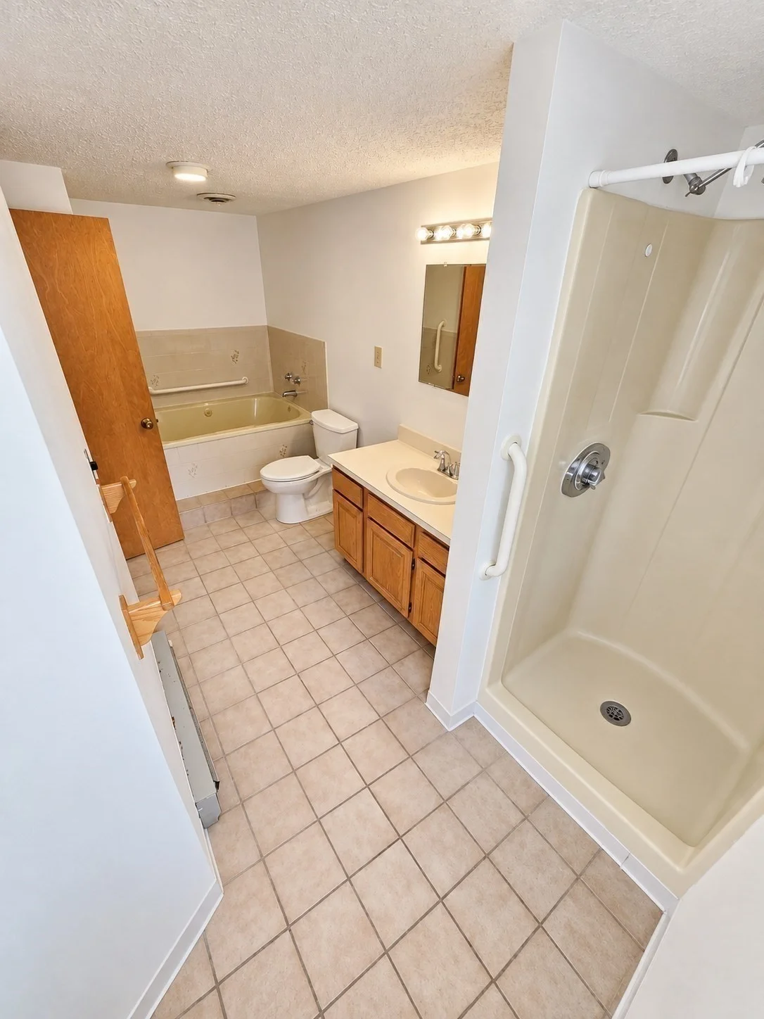 2 bed, 2 bath apartment for rent at 54 Voyagers Ln Unit 54, Ashland — photo 10 of 23
