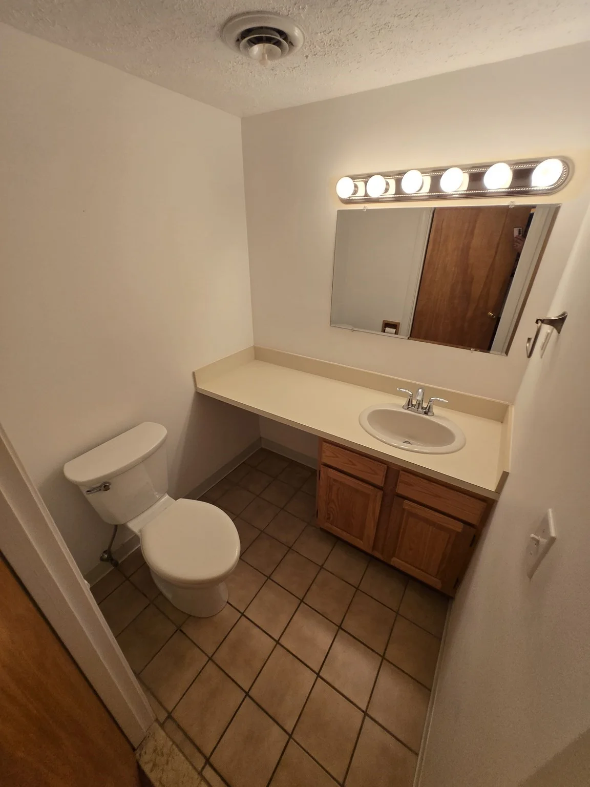 2 bed, 2 bath apartment for rent at 54 Voyagers Ln Unit 54, Ashland — photo 19 of 23