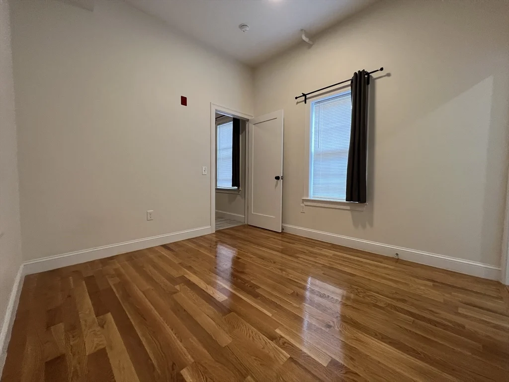 2 bed, 2 bath apartment for rent at 54 Walker St Unit 1, North Quincy — photo 8 of 10