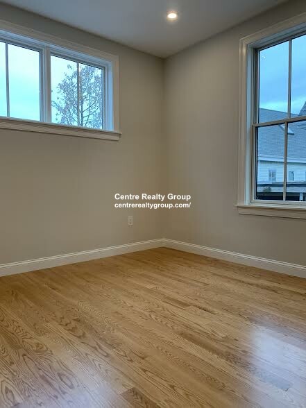 3 bed, 3 bath apartment for rent at 54 Waverly St Unit 2, Brighton — photo 7 of 15