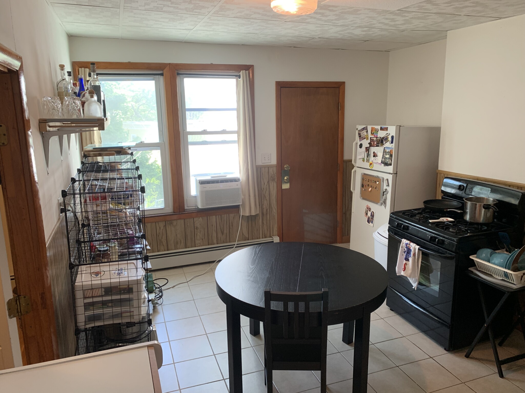 2 bed, 1 bath apartment for rent at 54 Webster Ave Unit 3L, Wellington-Harrington — photo 5 of 9