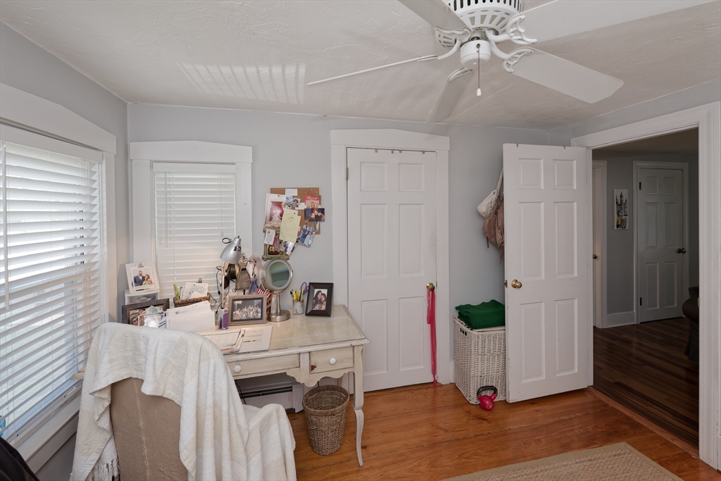 4 bed, 1 bath apartment for rent at 54 West Main Unit 2, Marlborough — photo 21 of 41