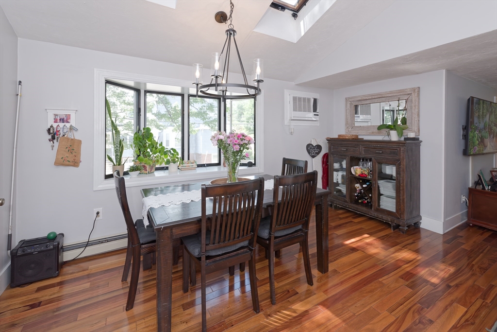 4 bed, 1 bath apartment for rent at 54 West Main Unit 2, Marlborough — photo 16 of 41