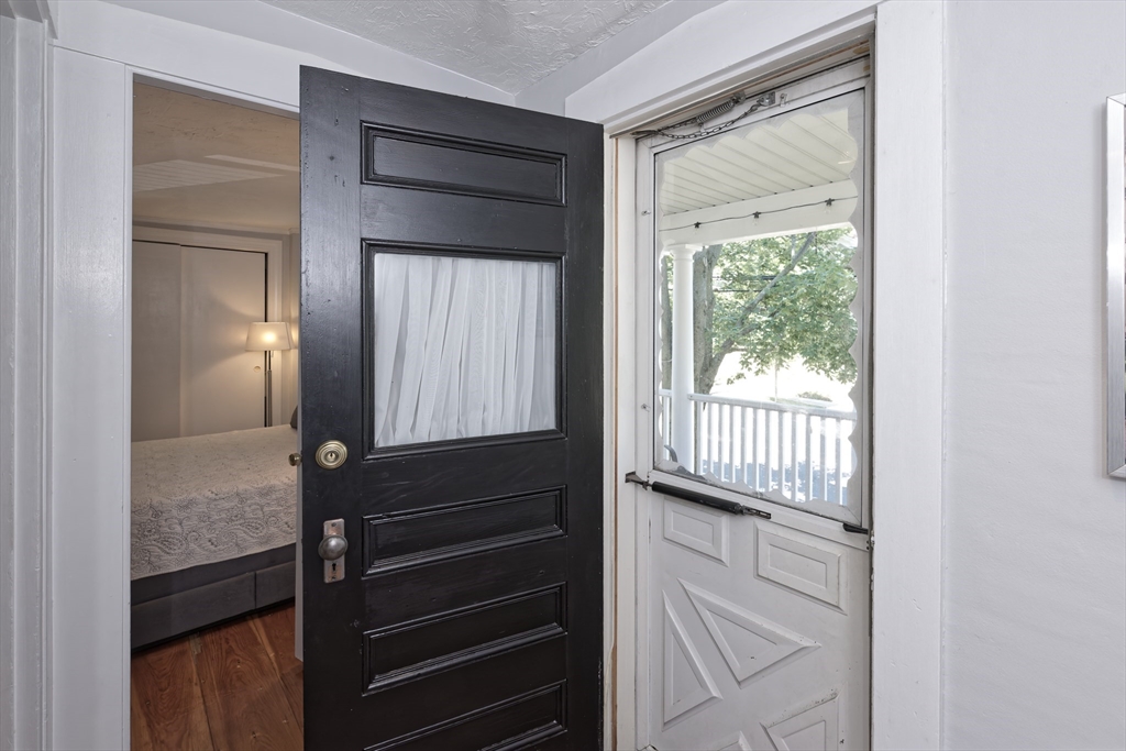 4 bed, 1 bath apartment for rent at 54 West Main Unit 2, Marlborough — photo 23 of 41