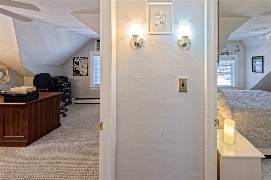 4 bed, 1 bath apartment for rent at 54 West Main Unit 2, Marlborough — photo 30 of 41