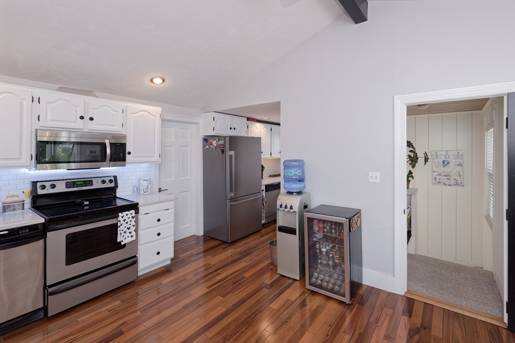 4 bed, 1 bath apartment for rent at 54 West Main Unit 2, Marlborough — photo 13 of 41
