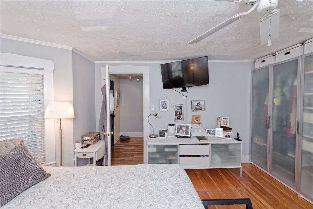 4 bed, 1 bath apartment for rent at 54 West Main Unit 2, Marlborough — photo 28 of 41