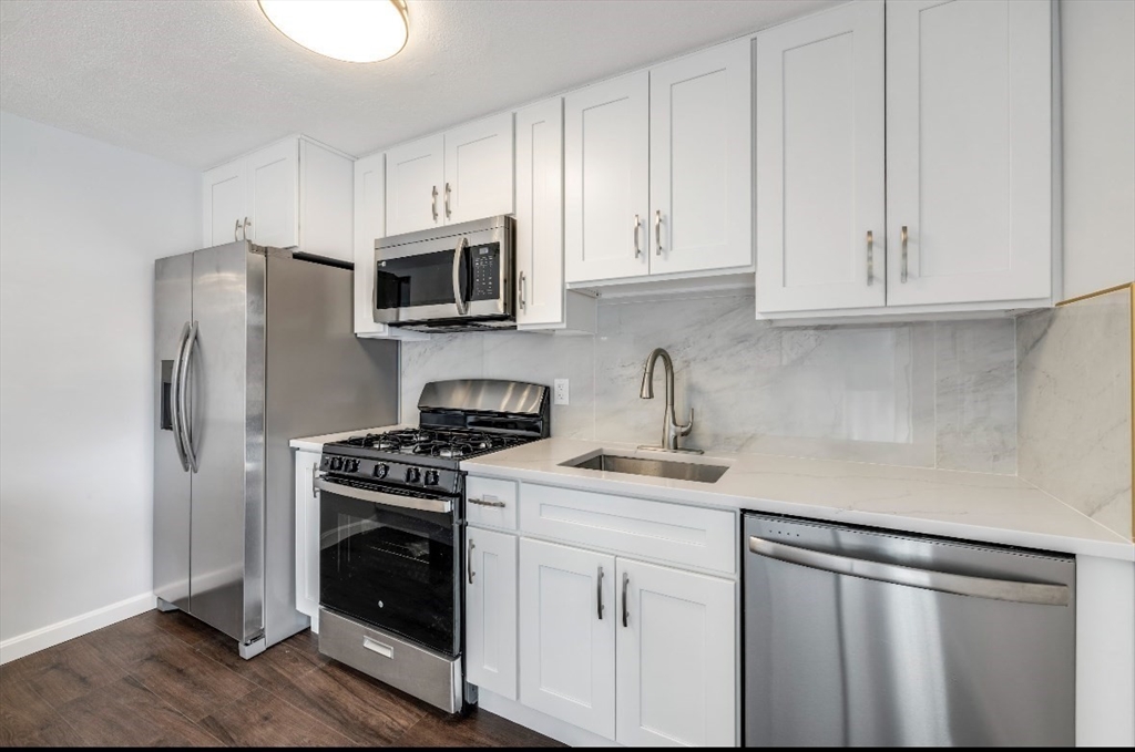 2 bed, 1 bath apartment for rent at 54 Will Dr Unit 87, Canton — photo 6 of 20