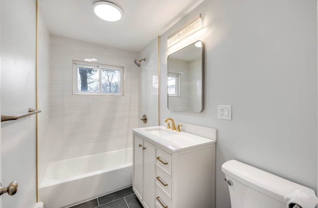 2 bed, 1 bath apartment for rent at 54 Will Dr Unit 87, Canton — photo 9 of 20