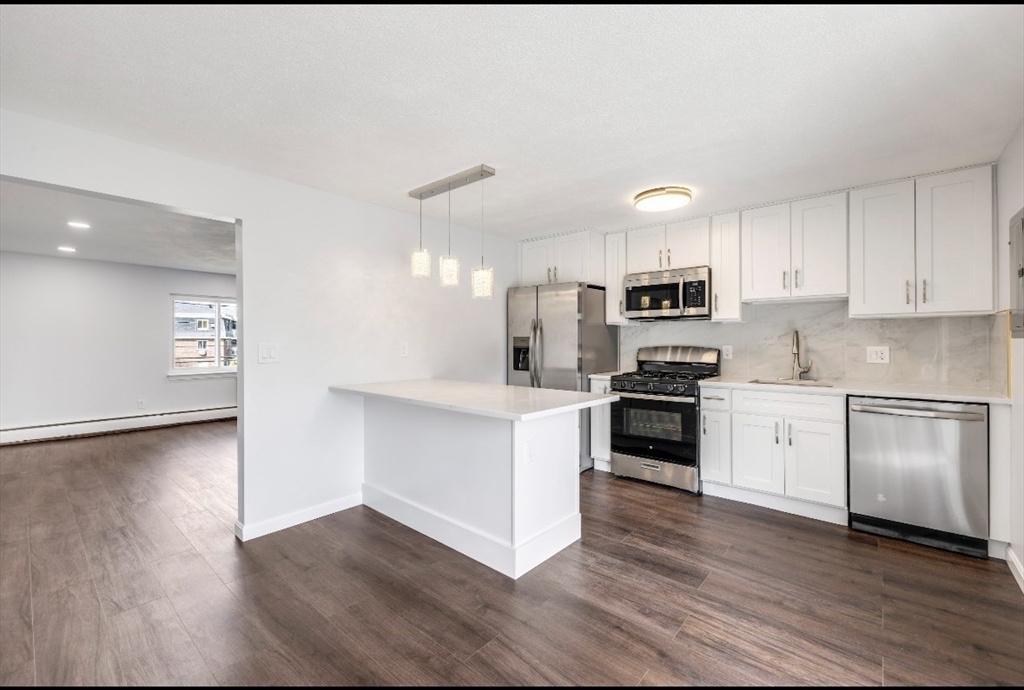 2 bed, 1 bath apartment for rent at 54 Will Dr Unit 87, Canton — photo 5 of 20